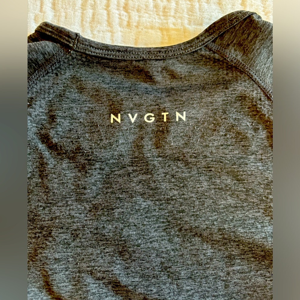 NVGTN Long sleeve crop top. Heathers black. Size XS